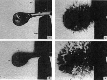 Egy bolognai csepp felrobbanásáról készített felvételek 1994-ből