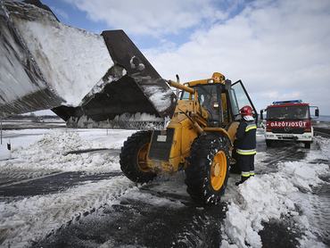 markoló hó katasztrófavédelem havazás út