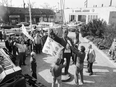 A rendszerváltás idején a szobrok egy részét is eltávolították