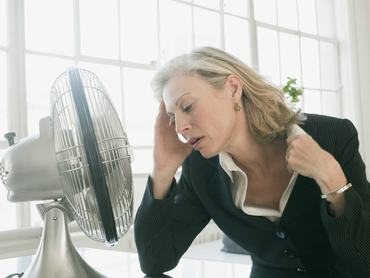 A magyar nők fele magára marad a menopauzával