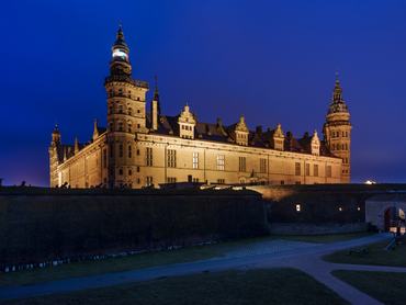 Kronborg kastély éjszakai kivilágításban