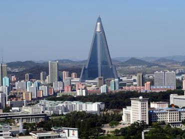 A Ryugyong Hotel az észak-koreai Phenjanban.