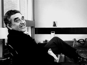 PARIS - JANUARY 27:  Colombian writer and Nobel prize in literature winner Gabriel Garcia Marquez poses for a portrait session on January 27,1982 in Paris,France. (Photo by Ulf Andersen/Getty Images)