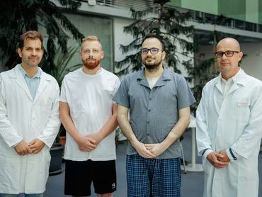 Új szívbillentyűs érprotézist alkalmaztak először Európában magyar szívsebészek