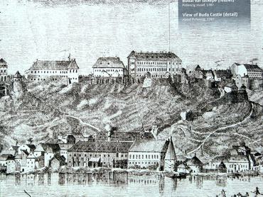 Az egykori karmelita kolostort bemutató hirdetőtábla a budai várban