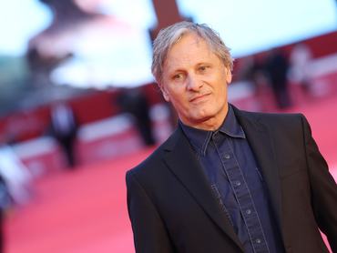 ROME, ITALY - OCTOBER 18: Viggo Mortensen attends the "The Dead Don't Hurt" red carpet during the 19th Rome Film Festival at Auditorium Parco Della Musica on October 18, 2024 in Rome, Italy. (Photo by Vittorio Zunino Celotto/Getty Images)
