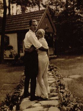 alpár gitta és férje németországi kertjükben 1932