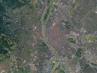 Budapest a Google műholdképén