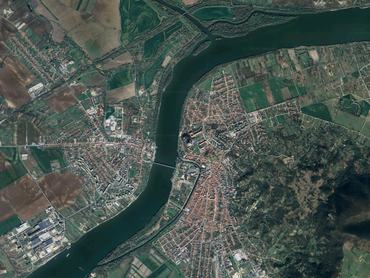 Esztergom a Google műholdképén