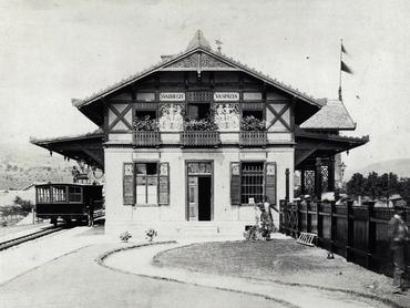 a Fogaskerekű végállomása. A felvétel 1880-1890 között készült.